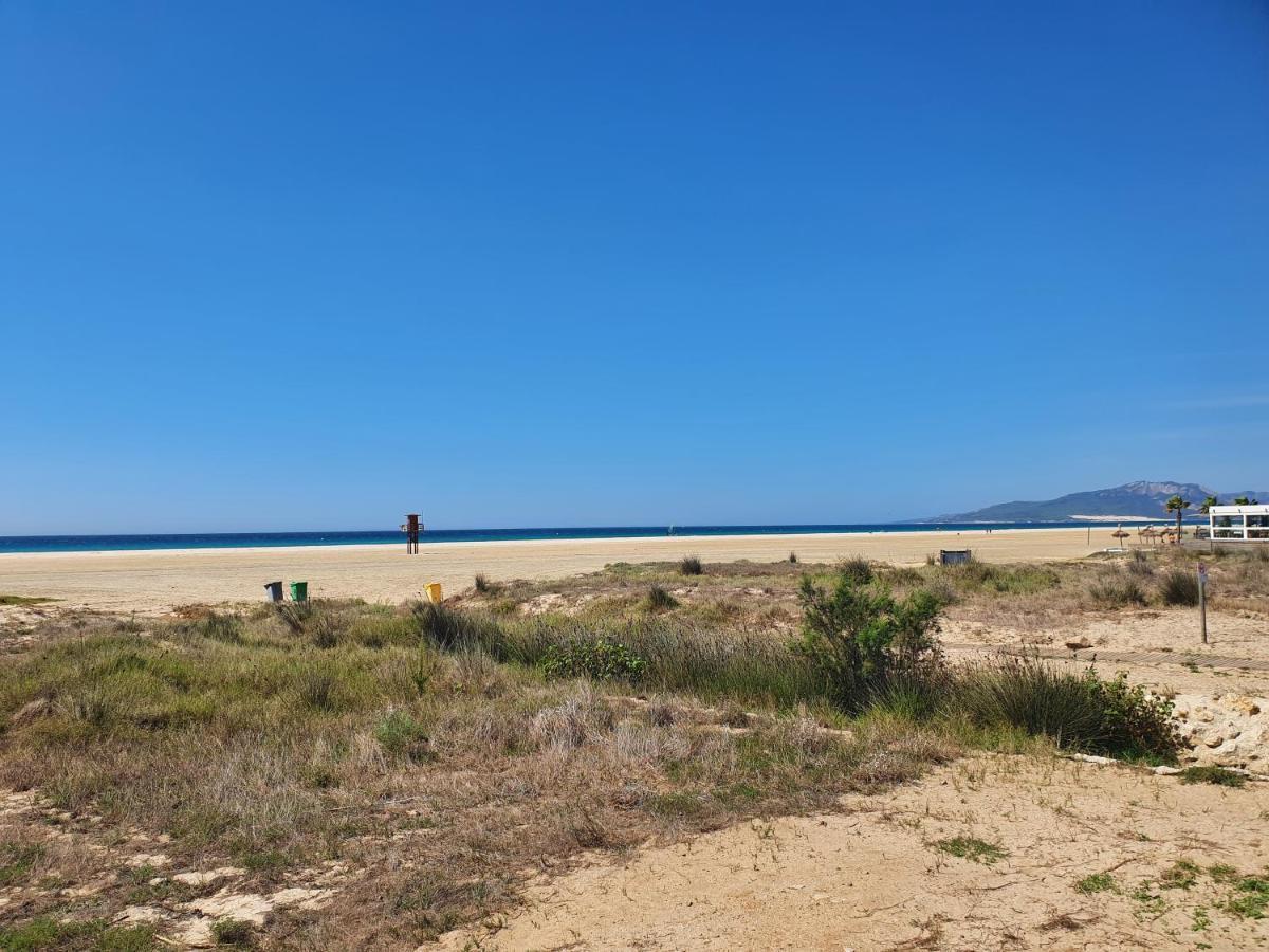 La Tortuga I, encantador apartamento con garaje en primera línea de playa Tarifa Exterior foto